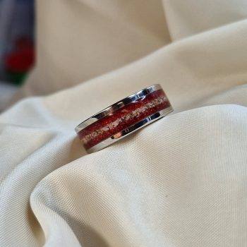   Hamvakkal készült ezüst kegyeleti gyűrű dupla pigmentsávval