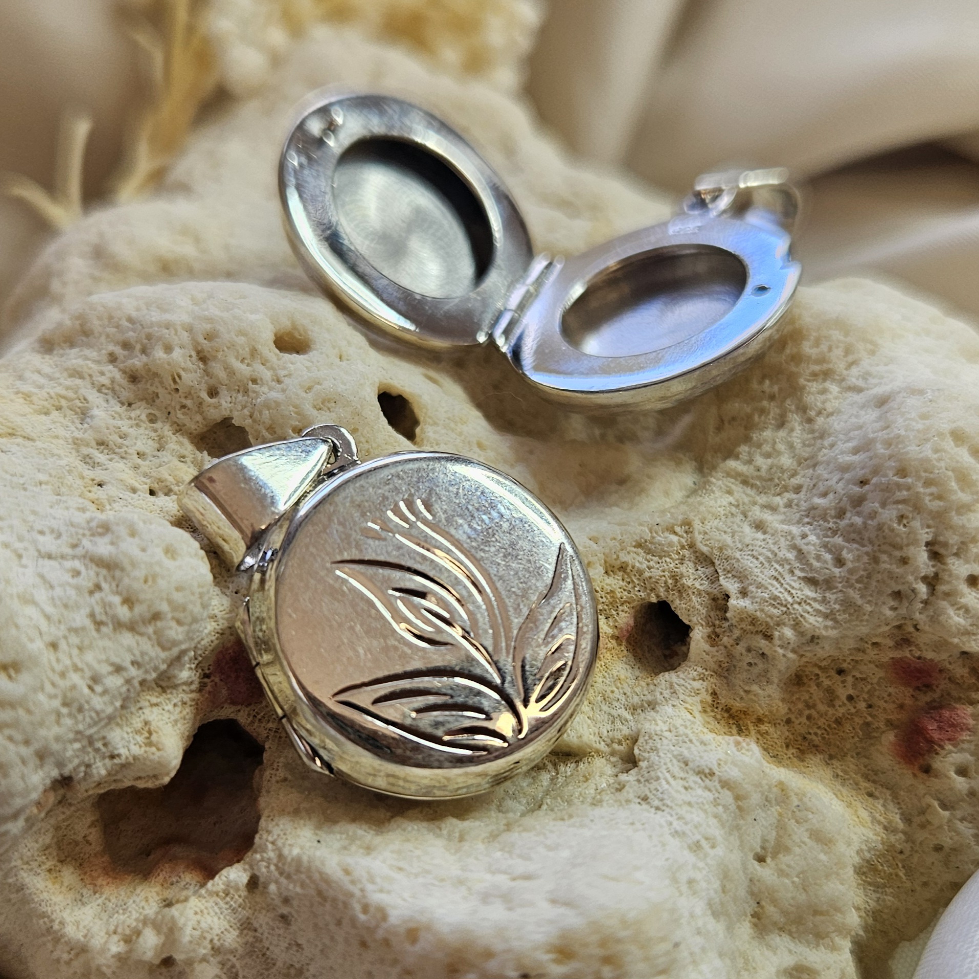 Mi az a kegyeleti ékszer, és miért választják egyre többen?