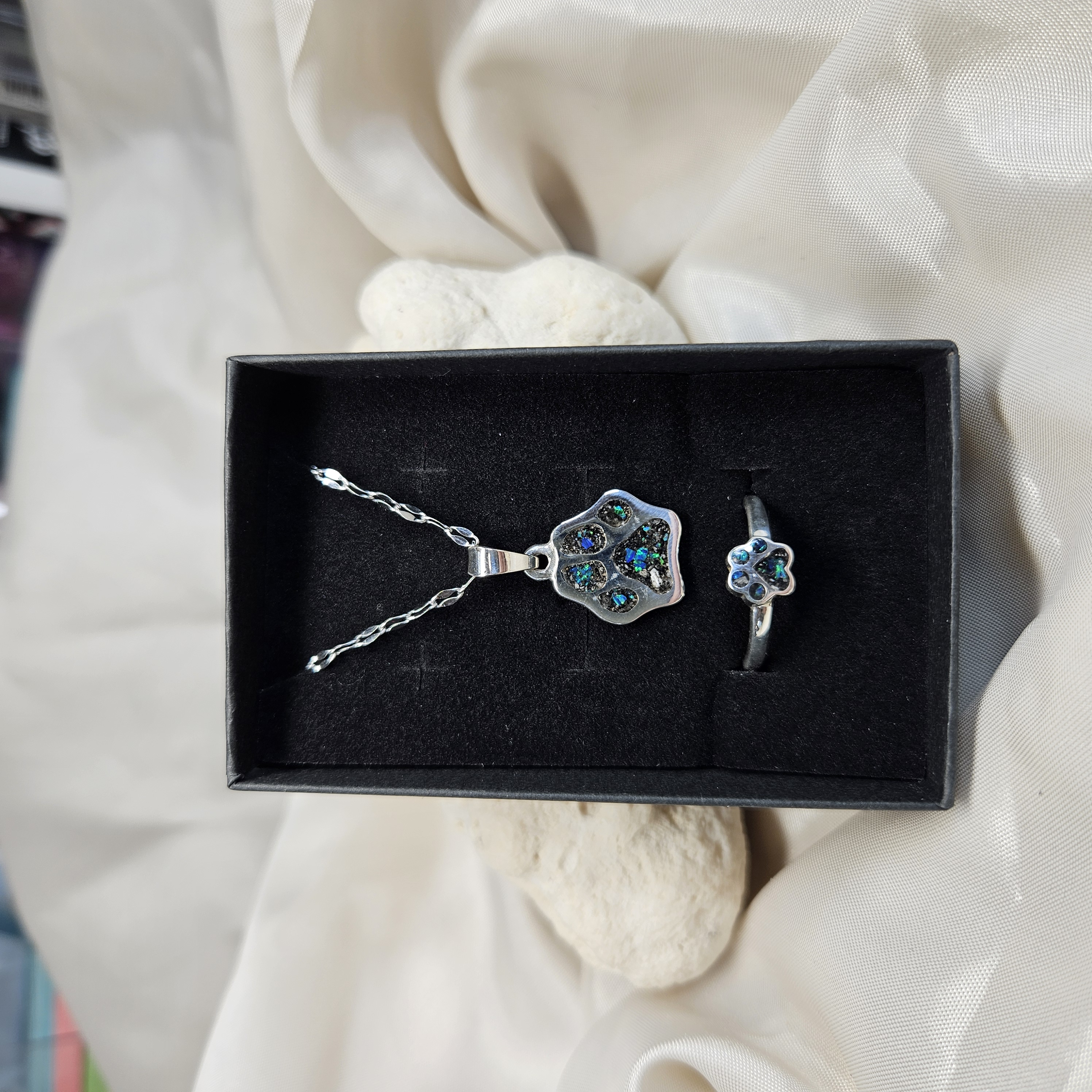 Kegyeleti ékszer kutya